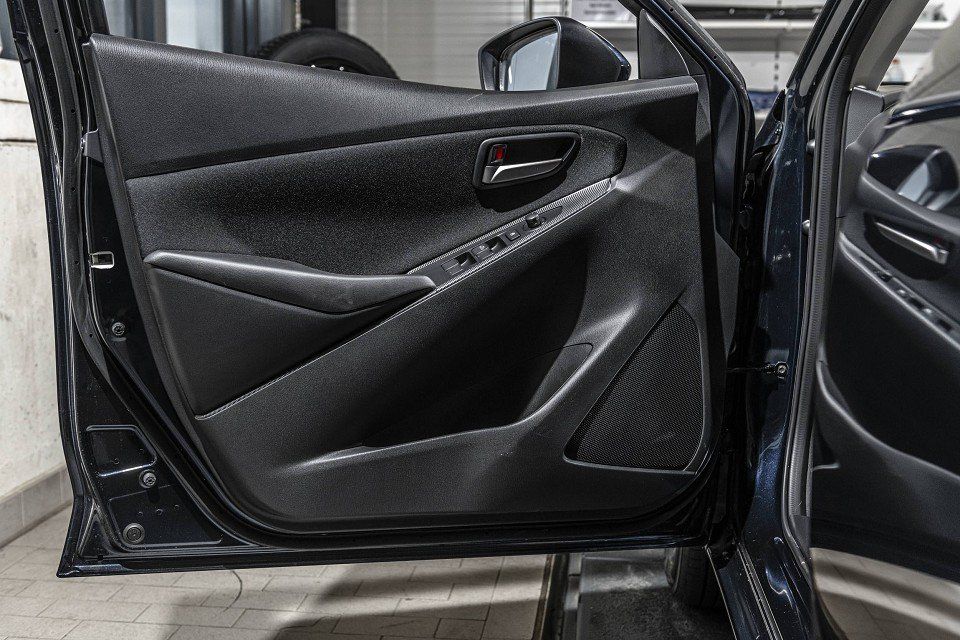 Fahrzeugabbildung Mazda 2 1.5i 90PS CENTER CONV