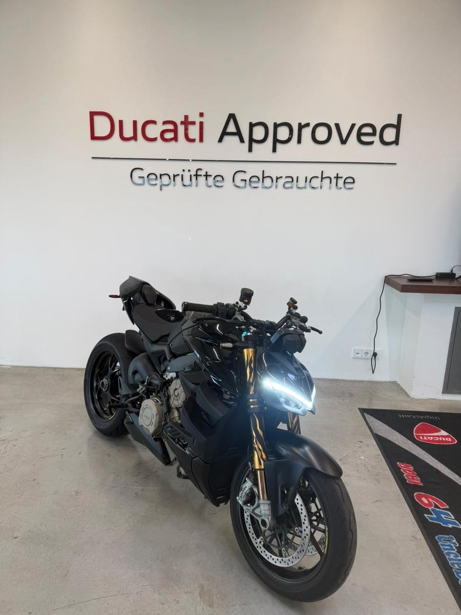 Ducati Streetfighter V4S