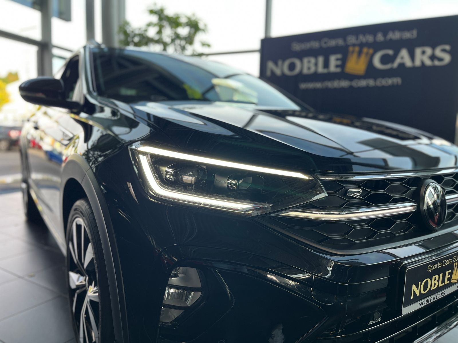 Fahrzeugabbildung Volkswagen Taigo R-Line 1.5 DSG KLIMA AHK LED NAV SHZ