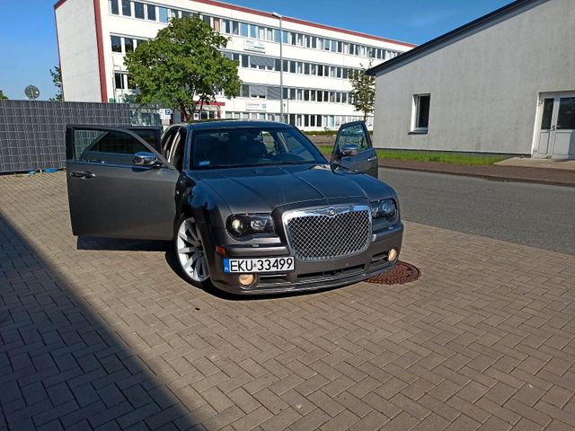 Chrysler 300c 3.0 CRD srt design