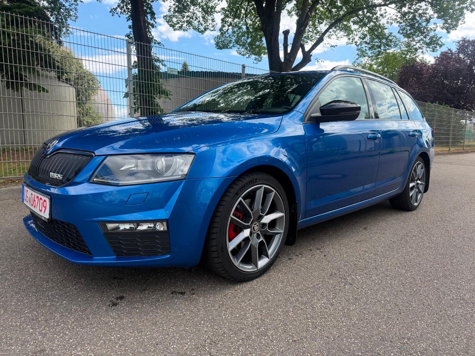Skoda Octavia 2.0 TDI Combi RS 1.Hand gepflegt!