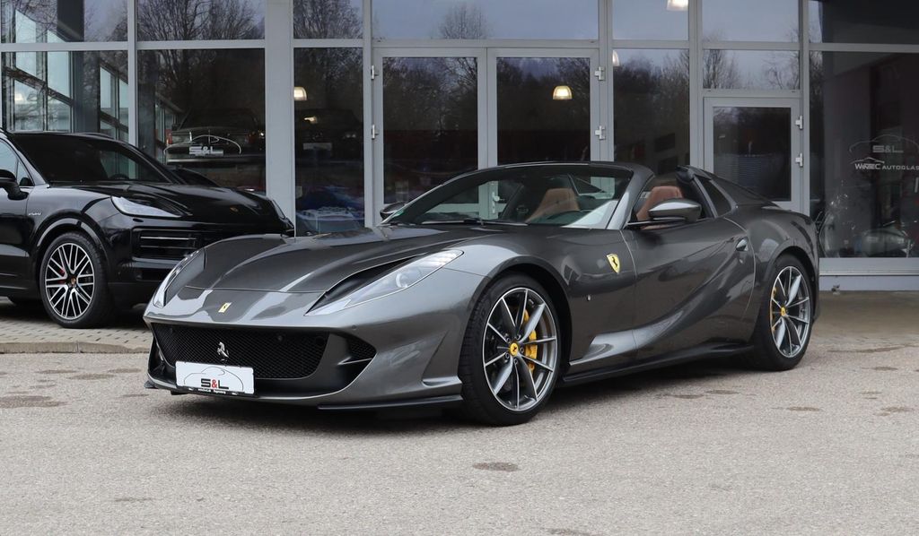 Image of Ferrari 812