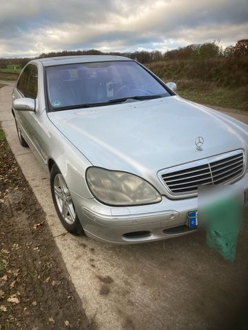 Mercedes-Benz Mercedes S 320 W220 mit Vollaussattung