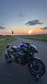 Yamaha Mt10 RN45 - YAMAHA R4