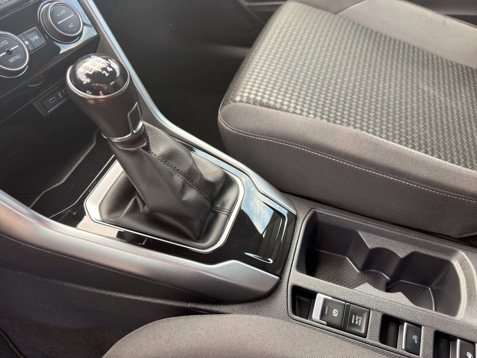 Fahrzeugabbildung Volkswagen T-Roc Cabriolet/Sondermodell/ACC/Navi