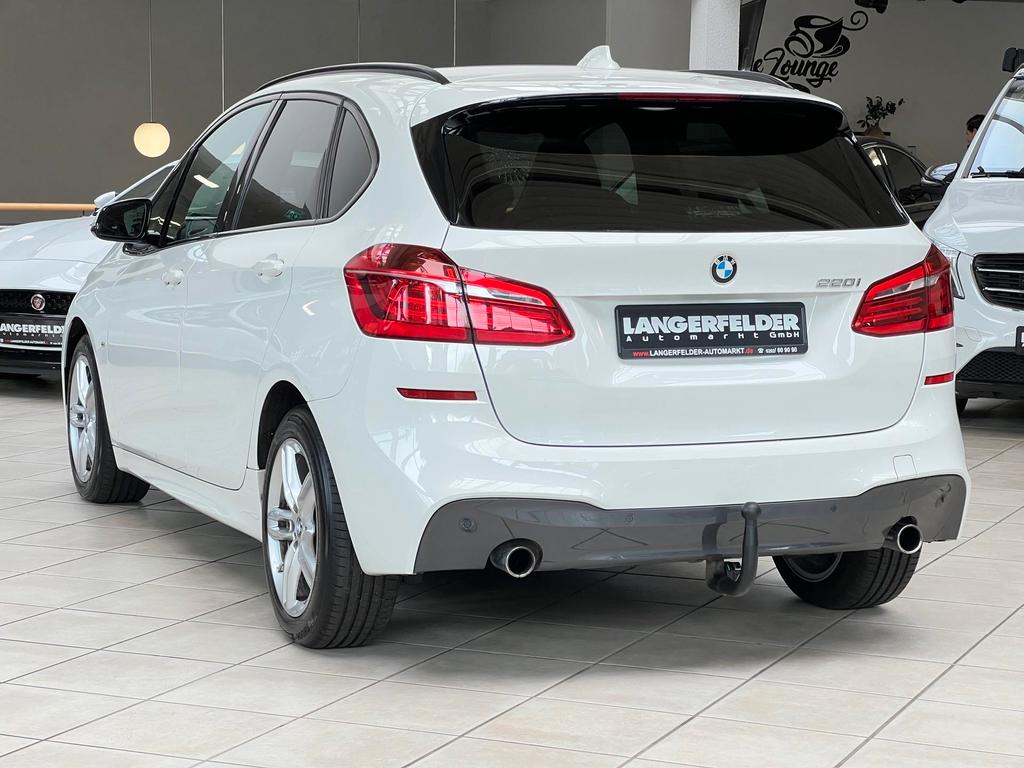 BMW 220