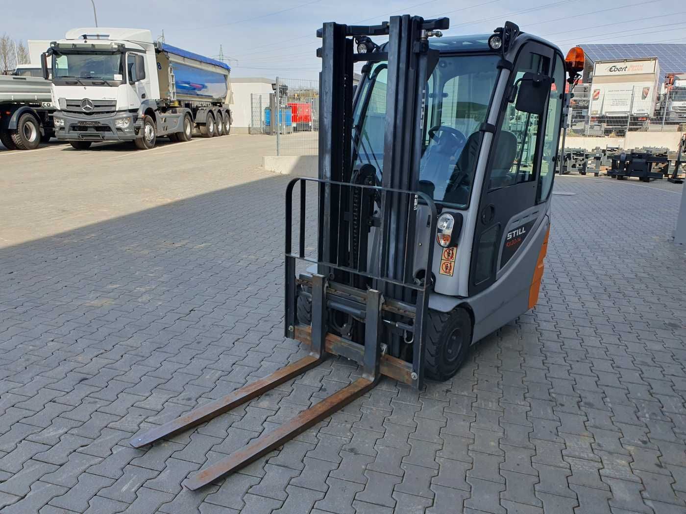 Fahrzeugabbildung Still RX20-14 / Triplex: 4.30m! / nur 960h! / SS