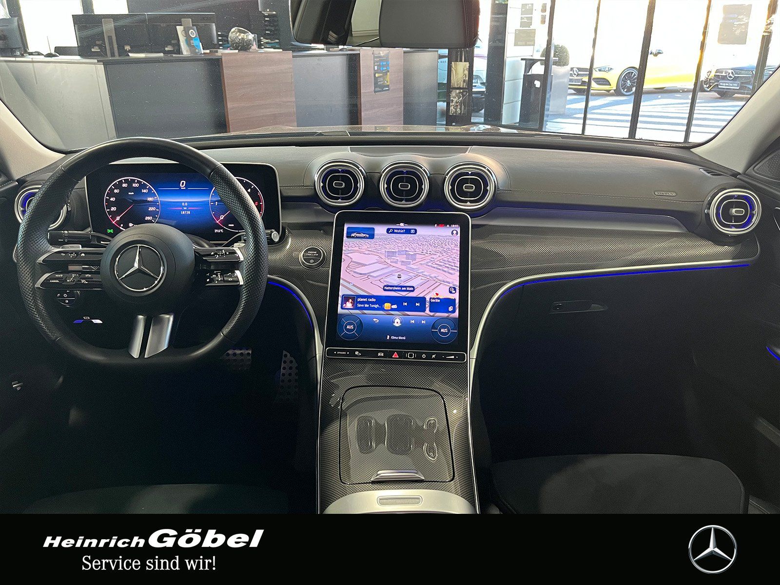 Fahrzeugabbildung Mercedes-Benz C 220 d AMG+DIGITAL.L+360°+MEMORY+CARPLAY+TOTWKL