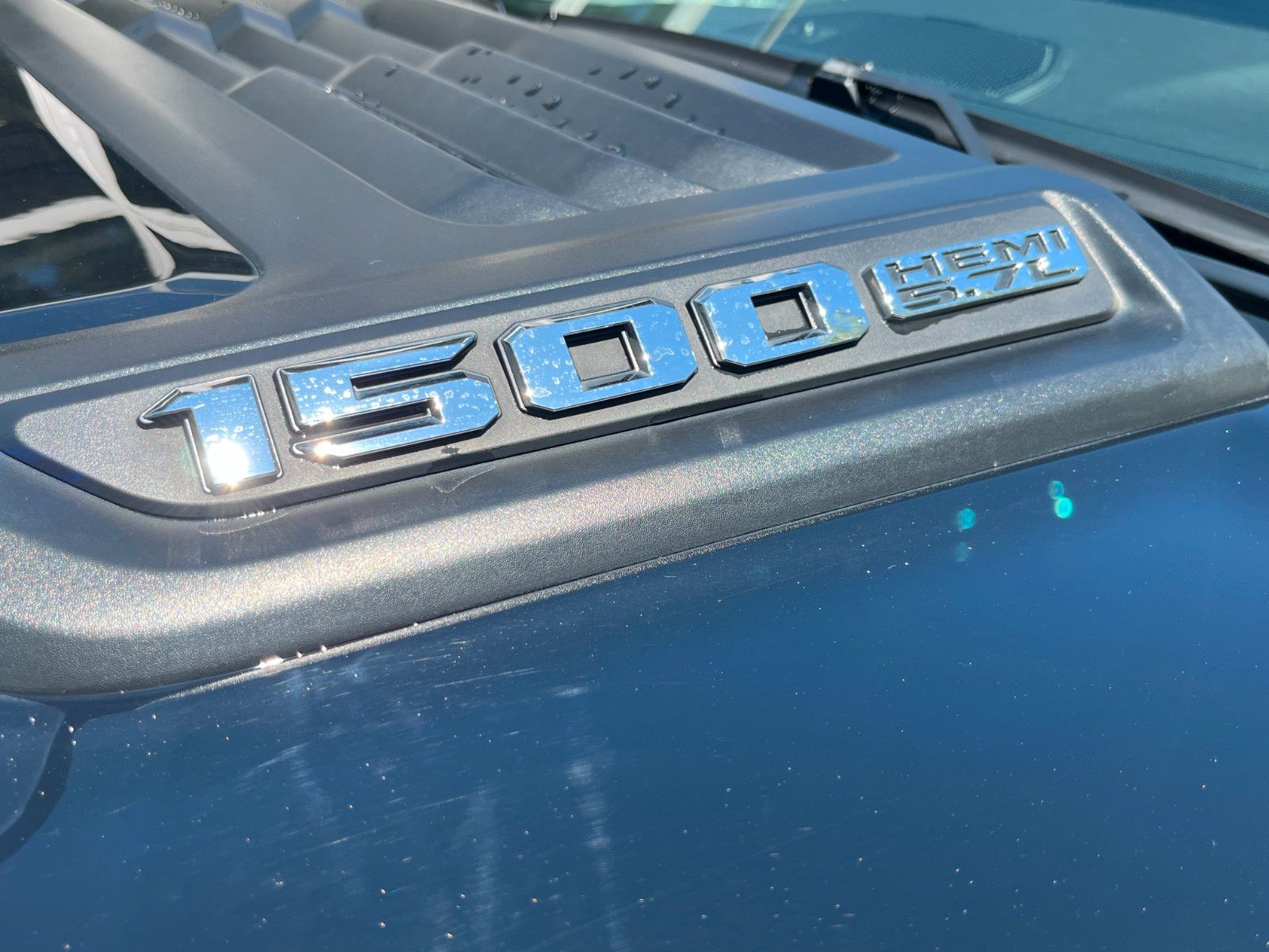 Fahrzeugabbildung Dodge RAM 1500 Laramie Sport *LPG*AHK*Navi*