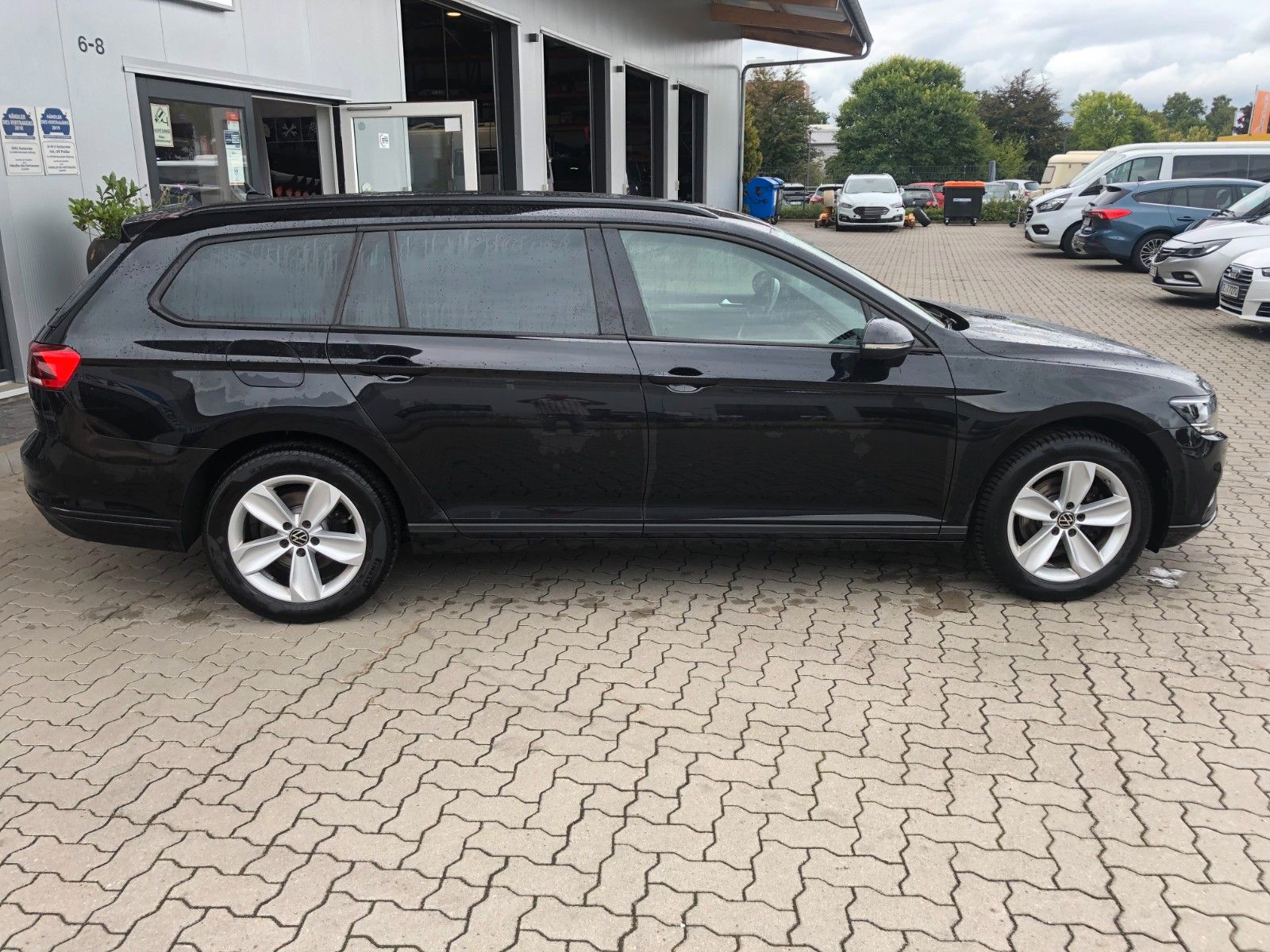 Fahrzeugabbildung Volkswagen Passat Variant Conceptline