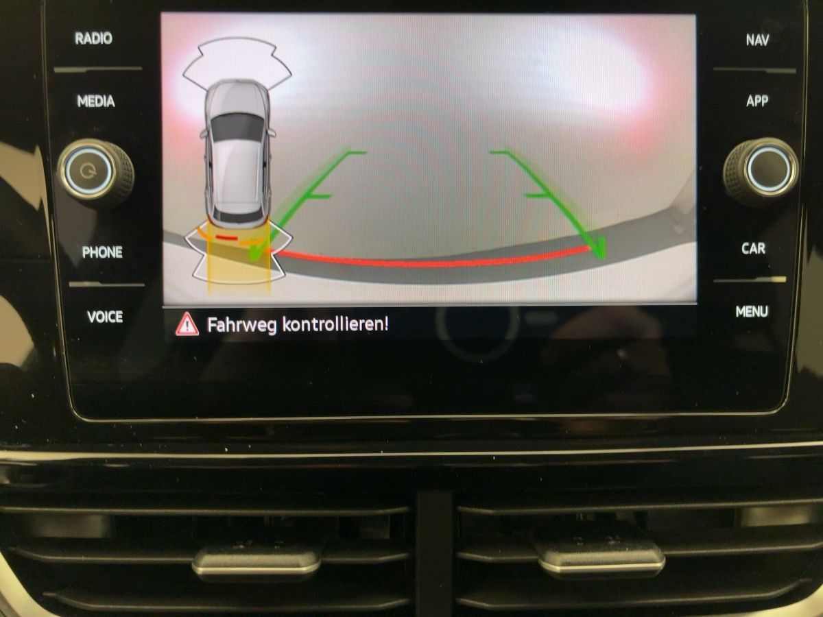 Volkswagen T-Roc - Bild 7