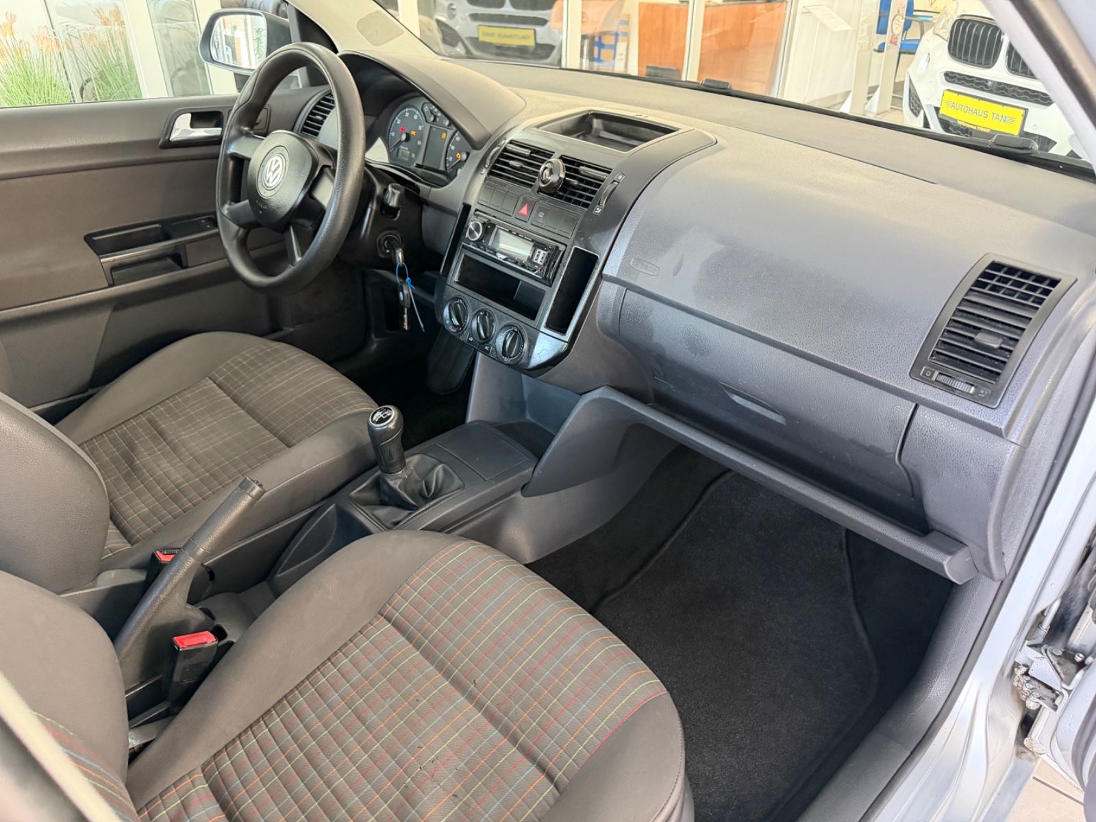 Fahrzeugabbildung Volkswagen Polo IV Trendline