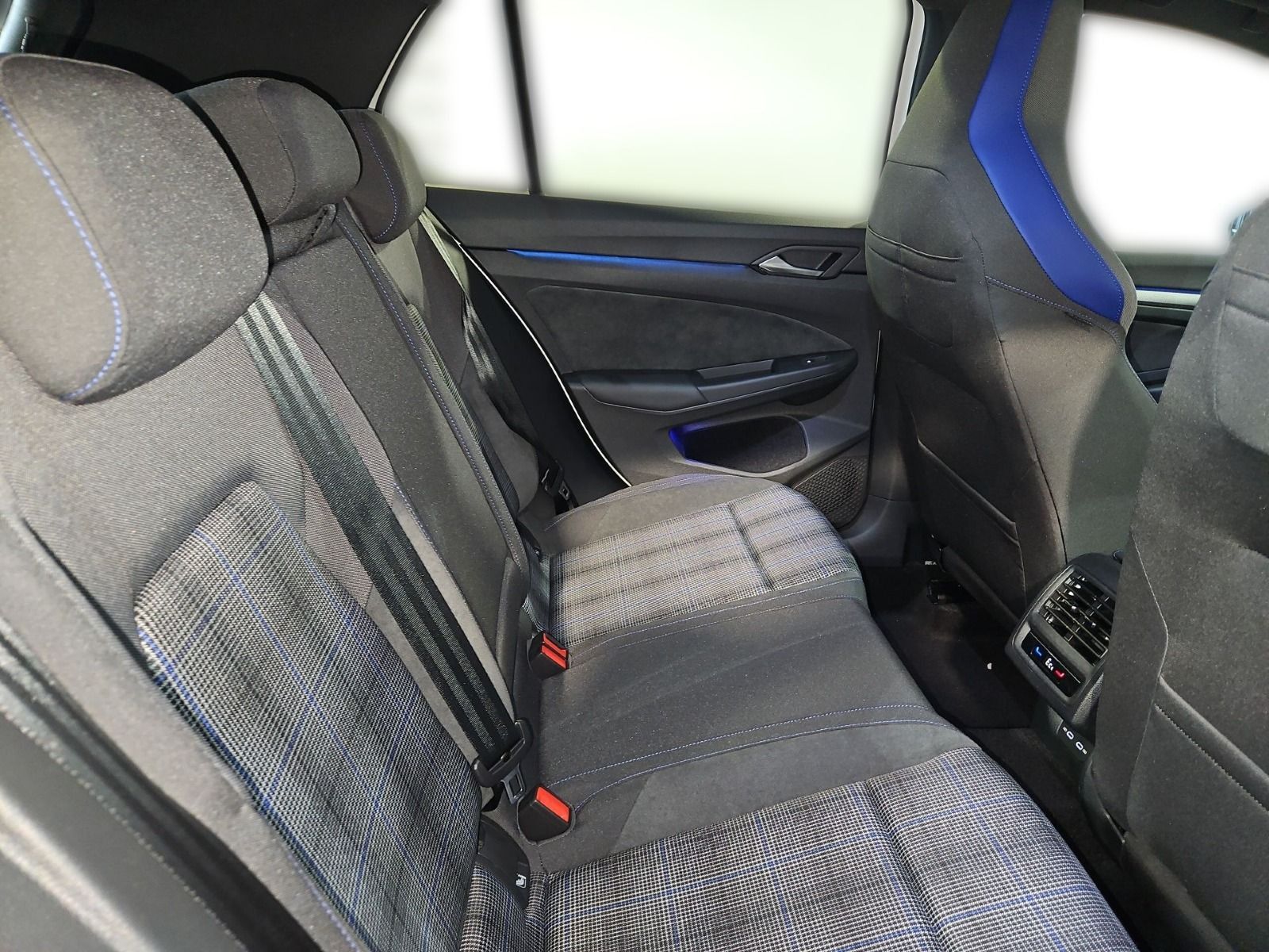 Volkswagen Golf - Bild 19