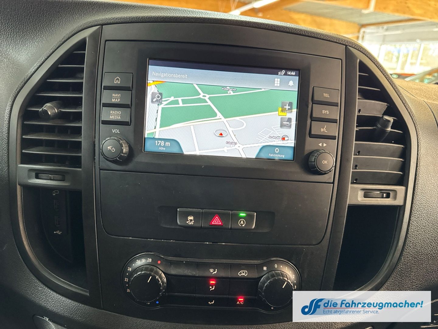 Fahrzeugabbildung Mercedes-Benz Vito Kasten 116 CDI RWD lang Navi DAB SHZ Rückfa