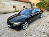 BMW F02 760Li - BMW 7er Reihe: F02