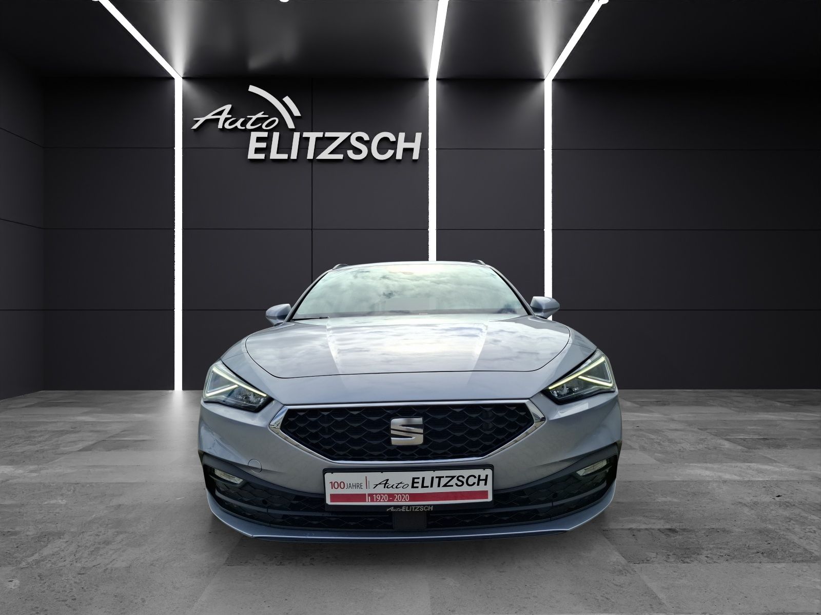 Fahrzeugabbildung SEAT Leon ST TDI Style DSG LED AHK Navi AID GRA PDC S
