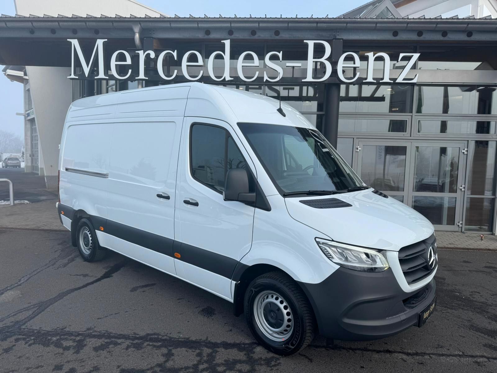 Fahrzeugabbildung Mercedes-Benz Sprinter 317 CDI 3665 9G AHK 3,5to Klima LED