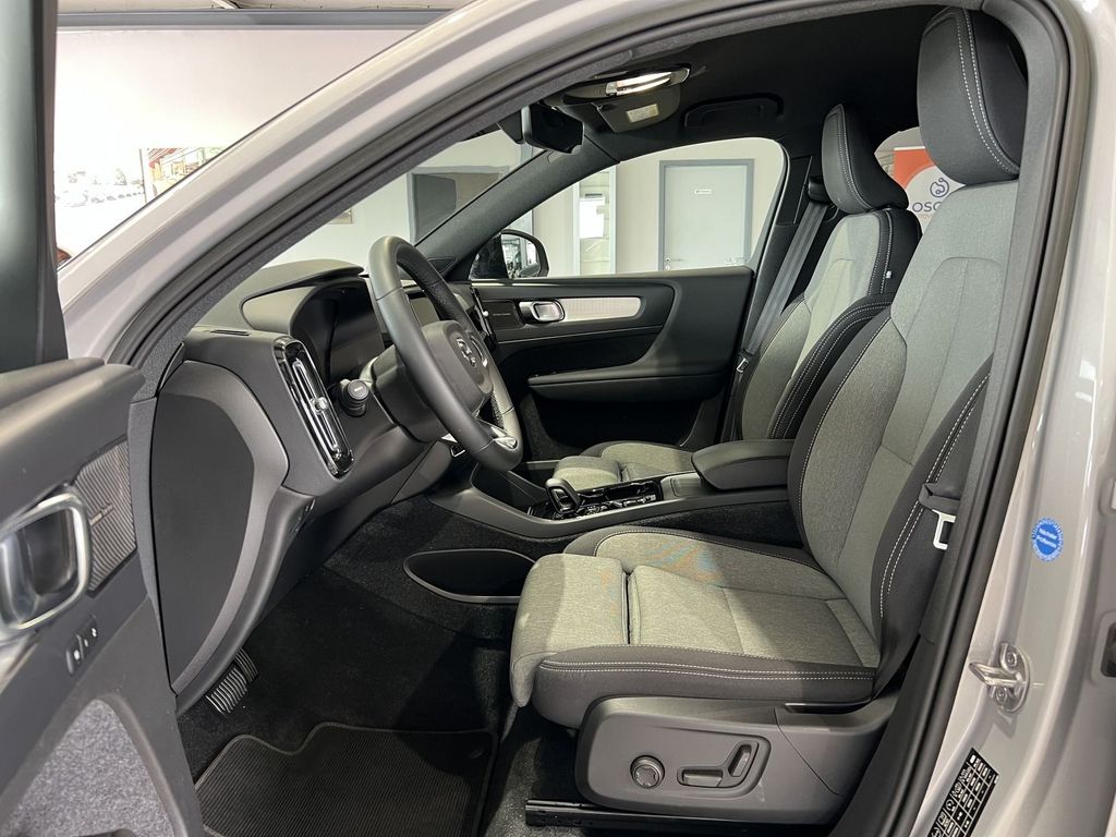 Volvo XC40 B4 Plus Dark ACC BLIS Kamera 19Zoll LED H/K
