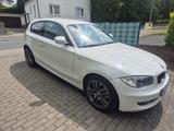 BMW Gut erhaltener BMW 116i in weiß zu verkaufen - BMW aus 2012: 1er