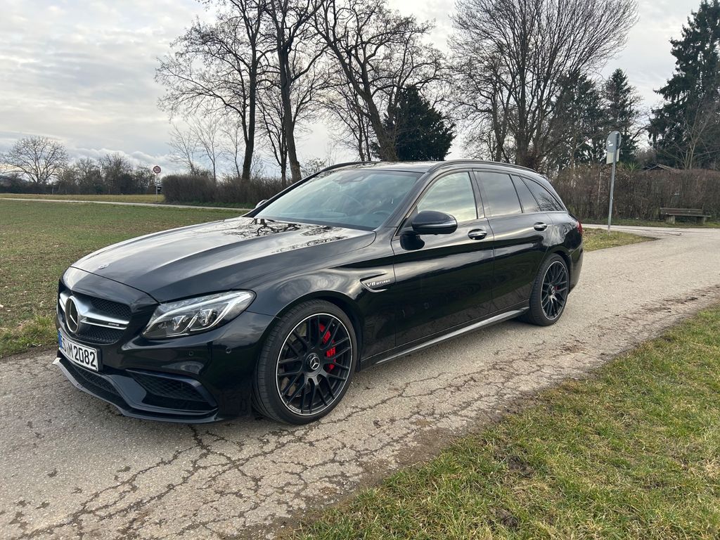 Mercedes-Benz C 63 AMG