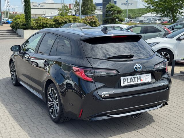 Toyota Corolla  Touring Sports Hybrid Club