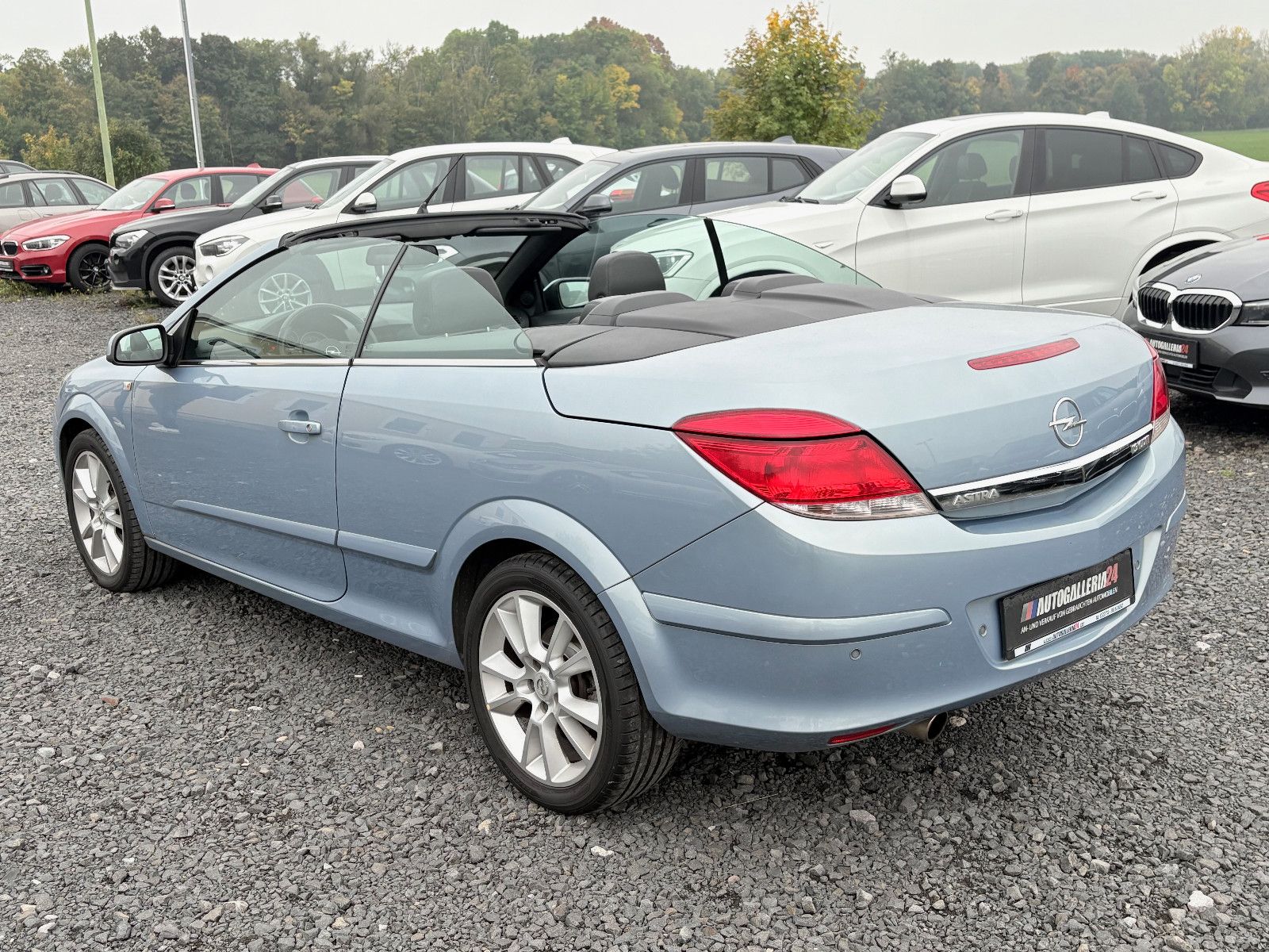 Fahrzeugabbildung Opel Astra 1.9 CDTI Leder Klima 1.HAND 110kW