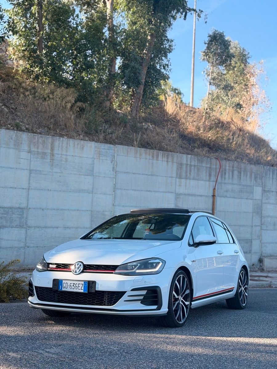Volkswagen Golf GTI Performance 2.0 245 CV TSI D