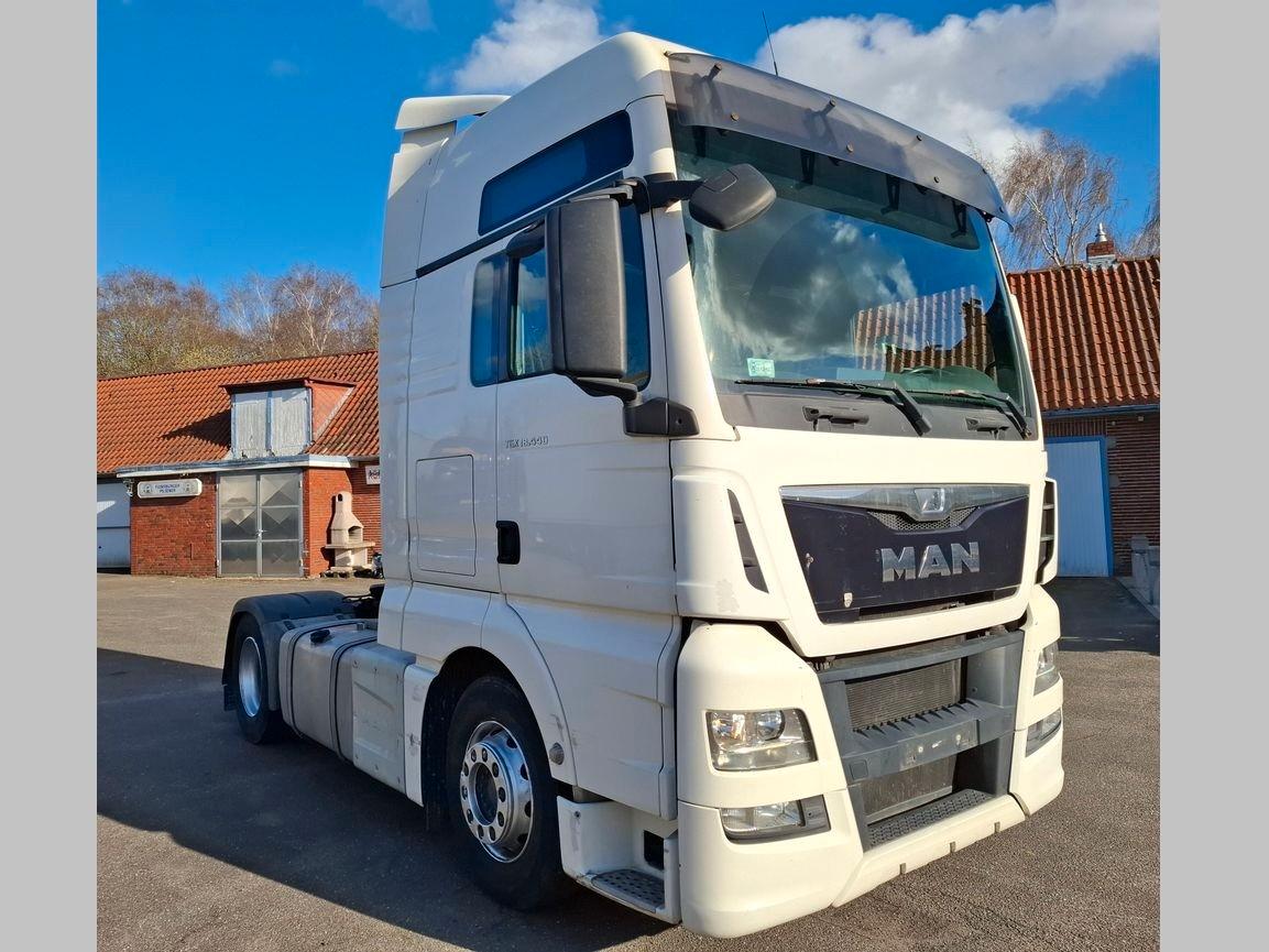 MAN TGX440,XXL,Retarder,2xDiesel Tank!