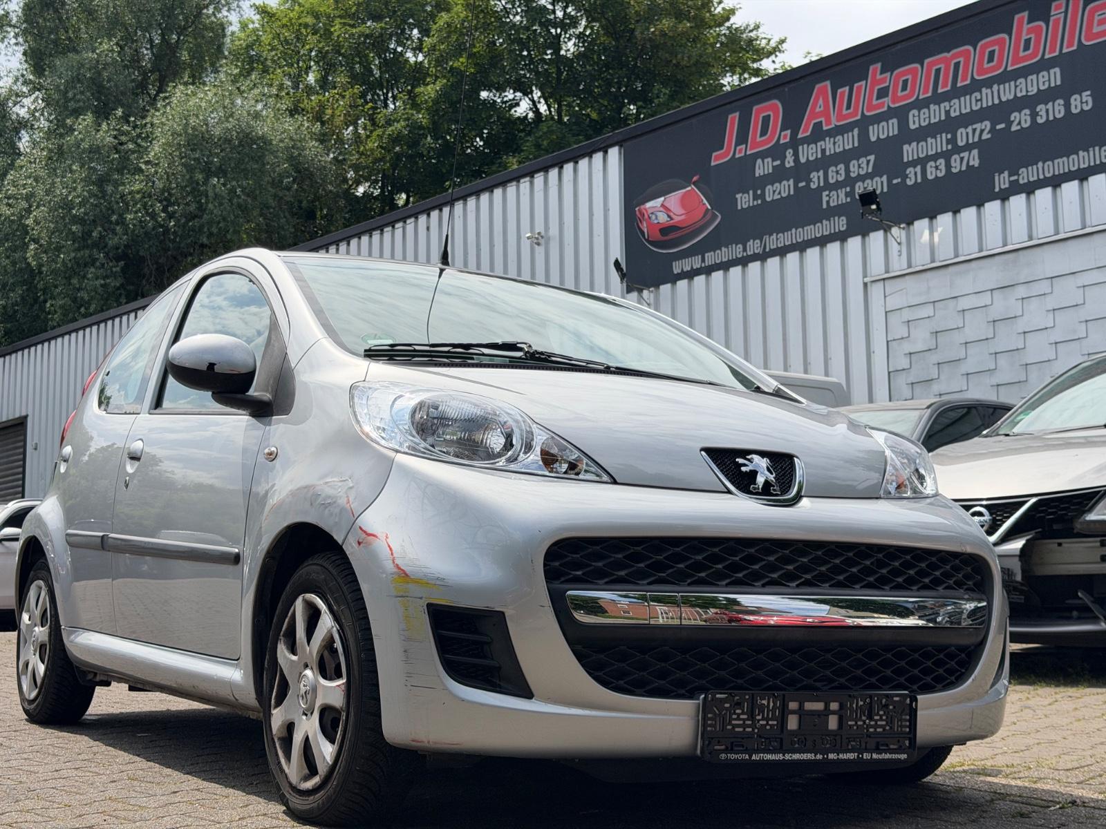 Peugeot 107 Filou 70 2-Tronic Automatik 4. Türig "Klima"