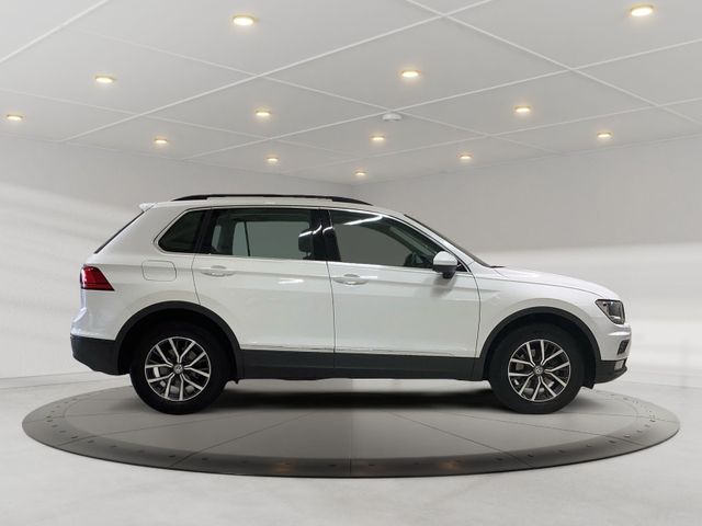 Tiguan Comfortline 110 kW TSI 4motion  AZV, SHZ
