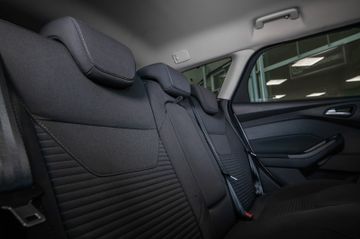 Bild 19 Ford Focus Turnier Titanium Navi Klimaauto. AHK 1,2T