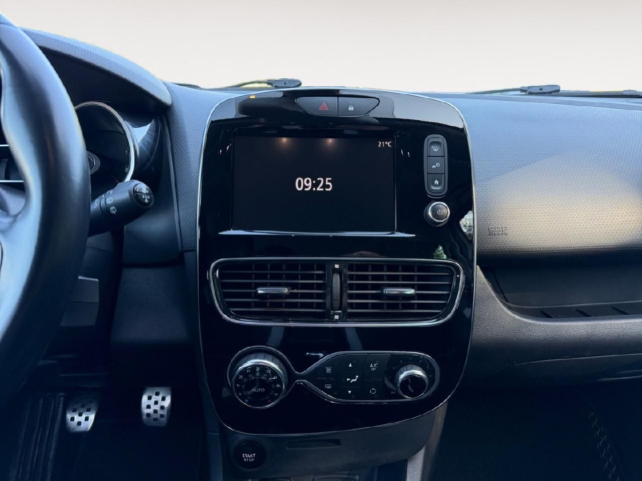 Fahrzeugabbildung Renault Clio IV BOSE Edition