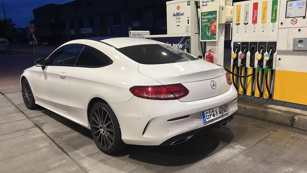 Image of Mercedes-Benz C 200