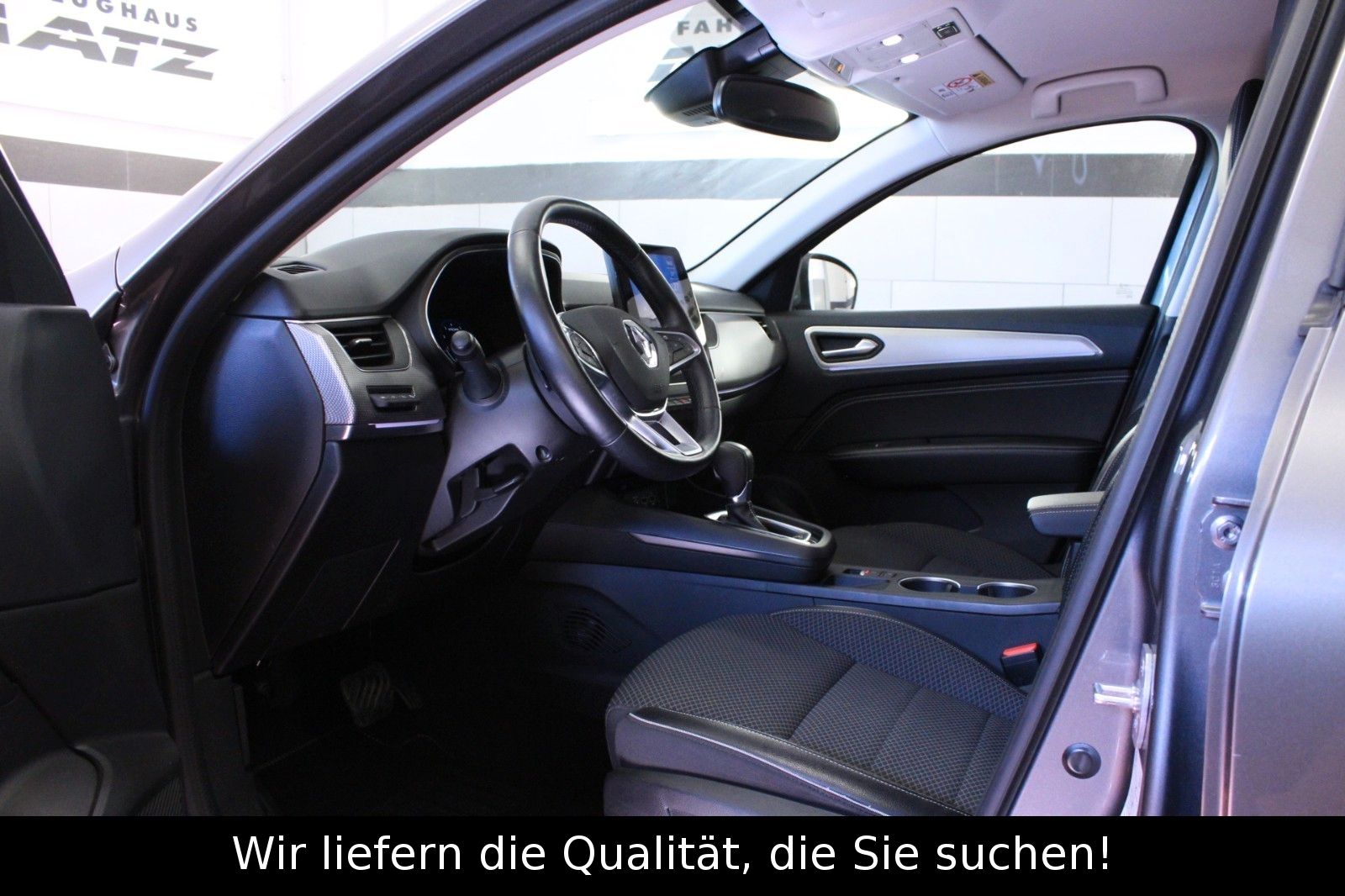 Fahrzeugabbildung Renault Arkana Mild Hybrid 140 EDC Techno