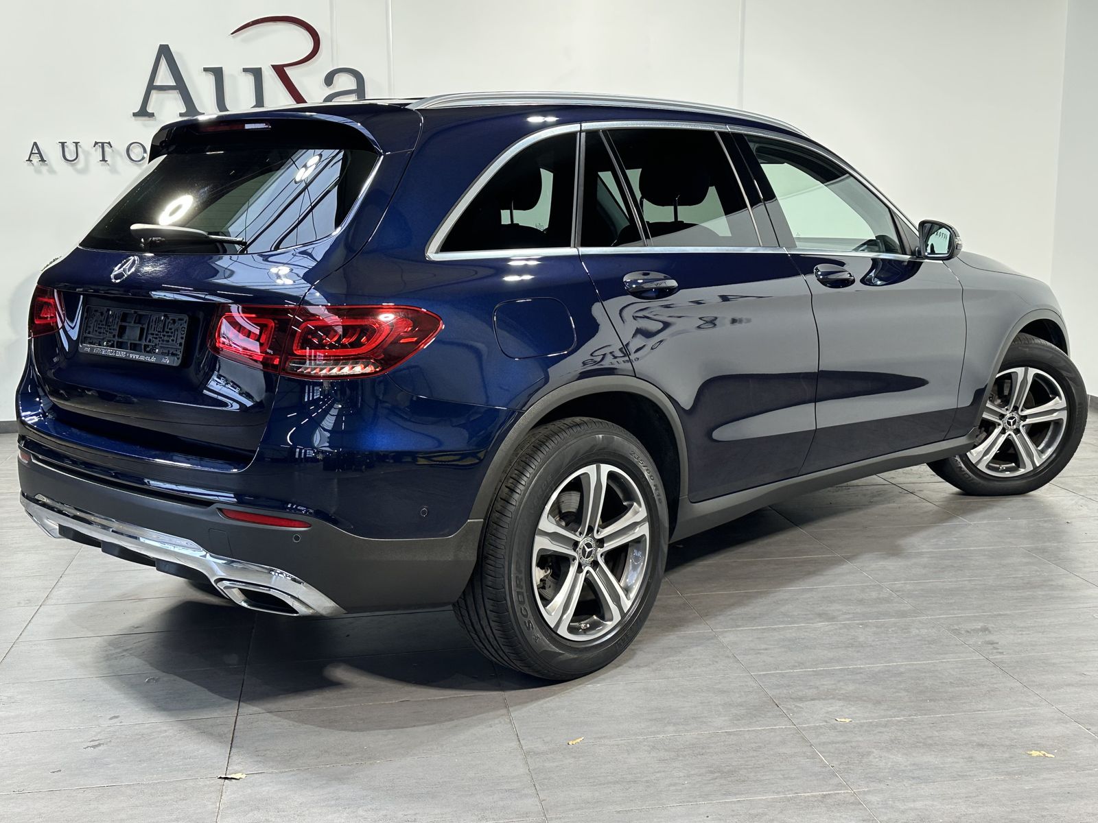 Fahrzeugabbildung Mercedes-Benz GLC 220d 4M AMG-Line NAV+LED+HUD+VCOCK+BURMESTER