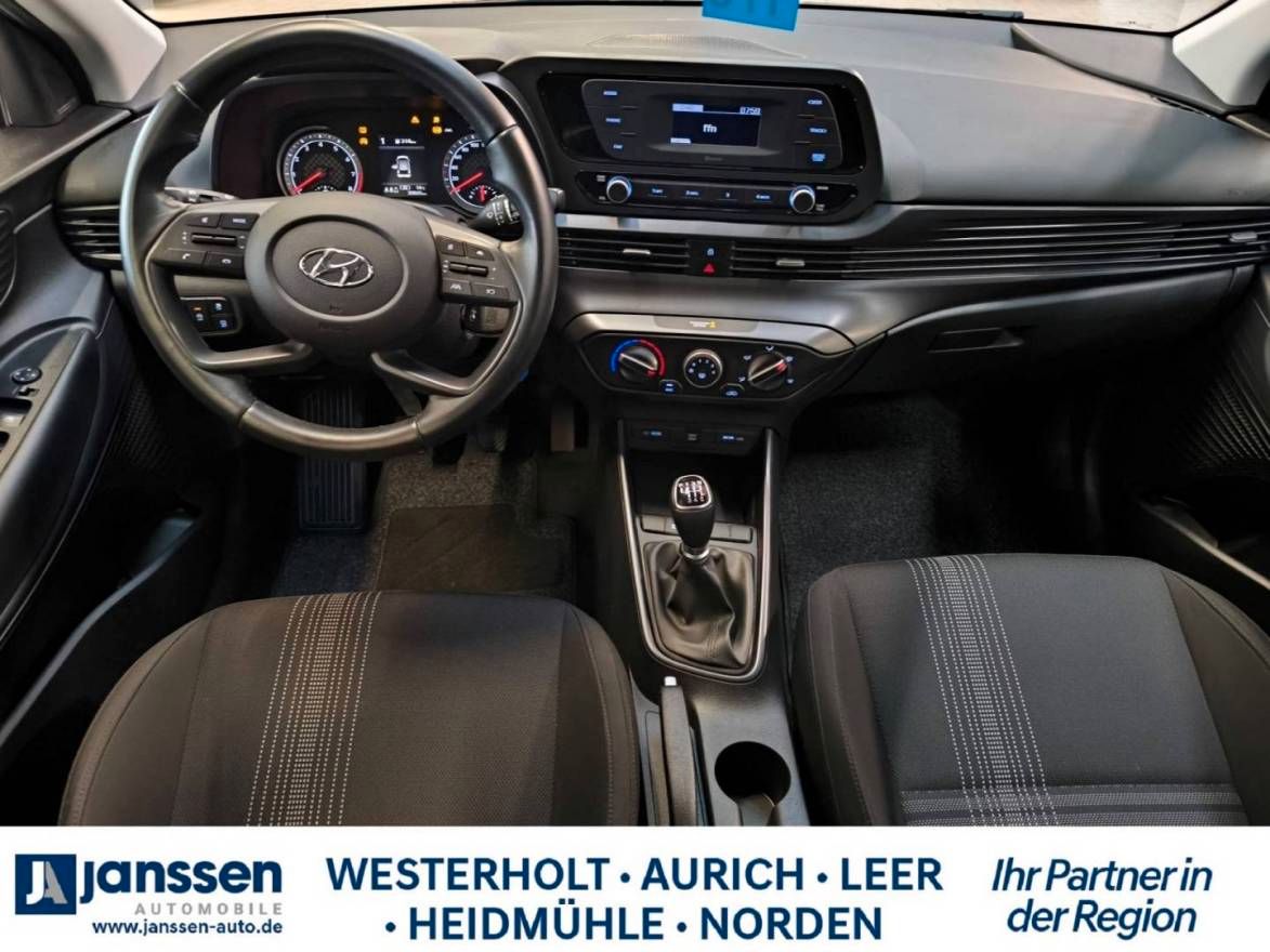 Fahrzeugabbildung Hyundai i20 FL MY26 1.0 T-GDI (90 PS) 6-MT Select Navi