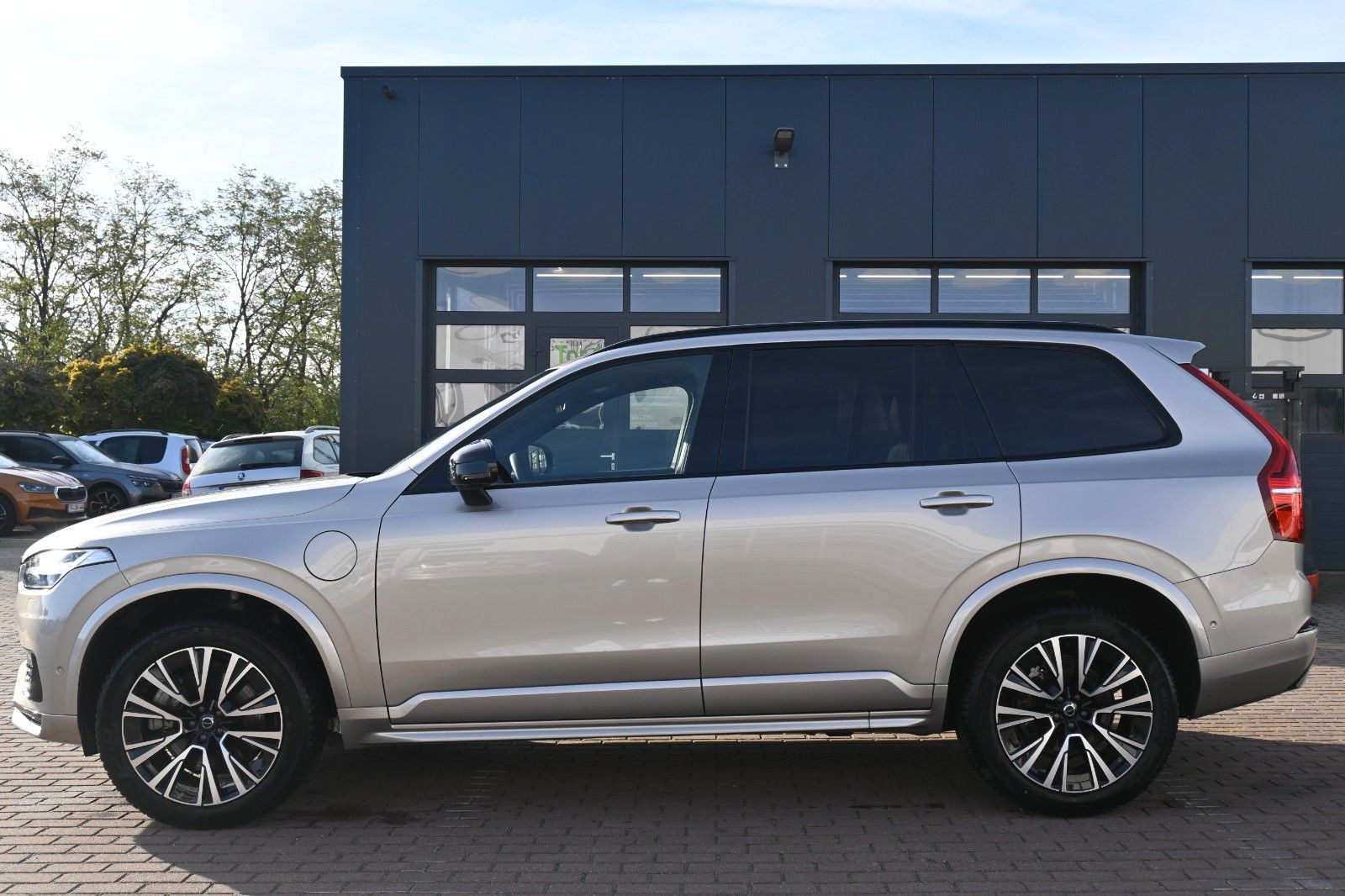 Fahrzeugabbildung Volvo XC90 T8 AWD Ultimate Dark*STDHZG*360°*LUFT*0,5%