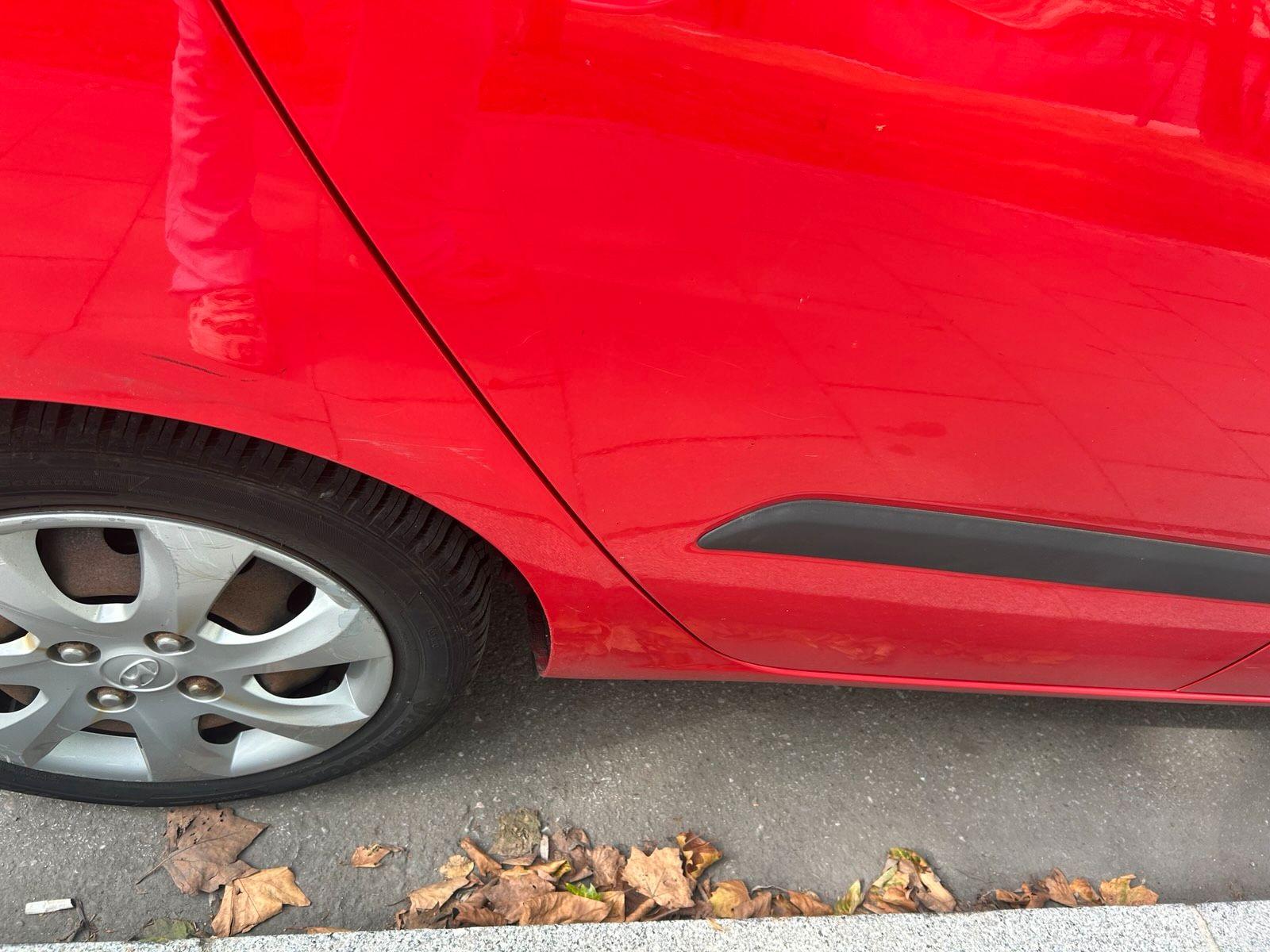 Hyundai i10 2012 — photo 8