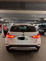 BMW X1  Weiße Farbe - gebrauchte BMW X1 aus dem Jahr 2009