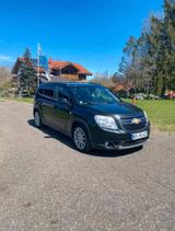 Volkswagen Chevrolet Orlando 7 Sitzer - Volkswagen Touran mit Diesel-Antrieb: Geländewagen, Automatik
