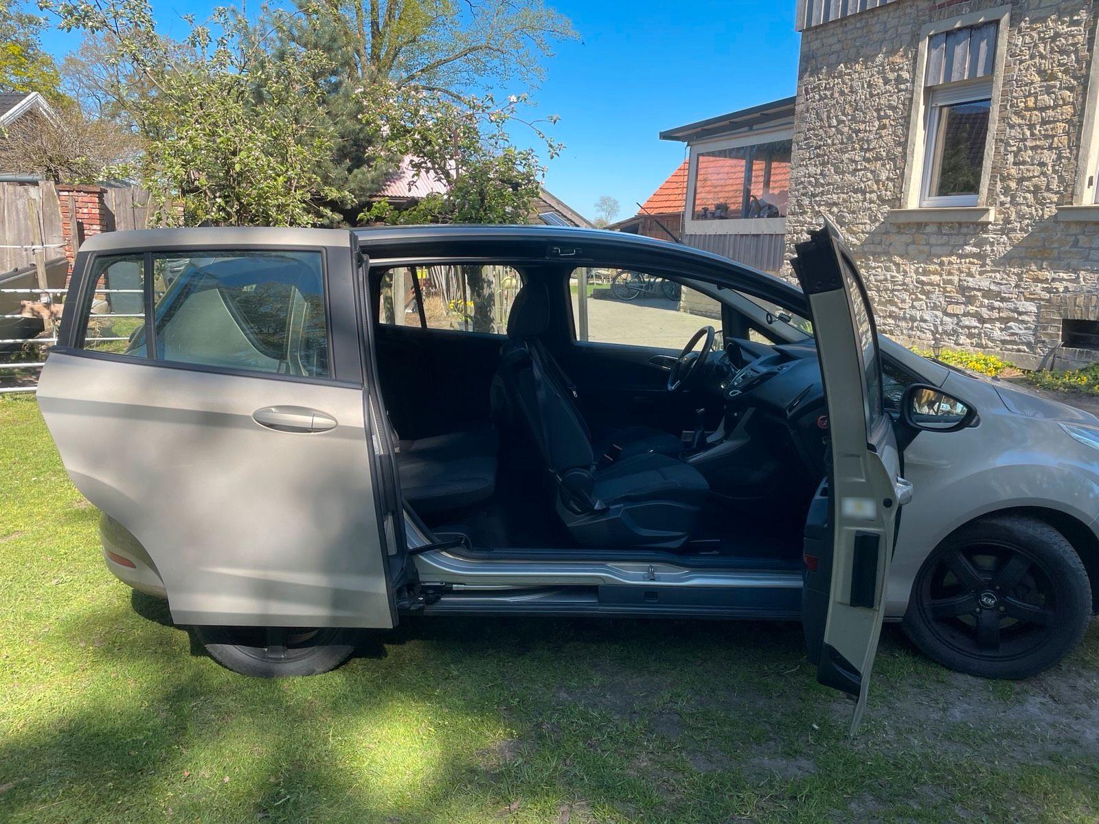 Ford B-MAX 2014 — interior
