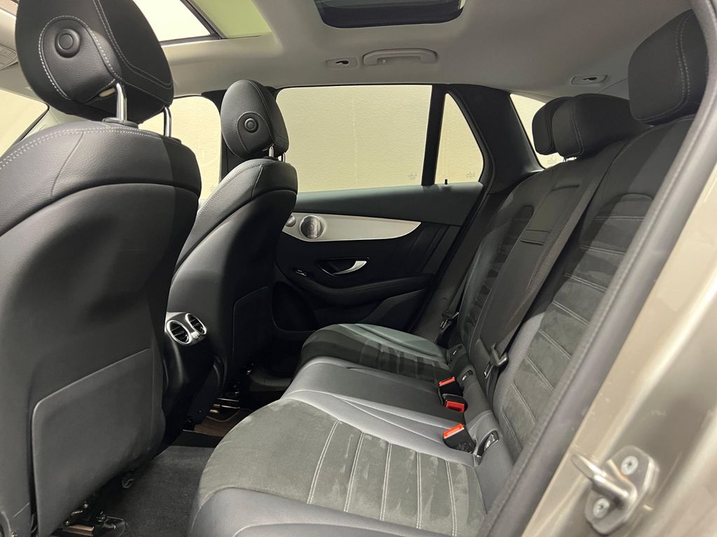 Mercedes-Benz GLC 300 GLC300 de 4M *PANO*BURMESTER*DAB*AMG INTERIEUR*