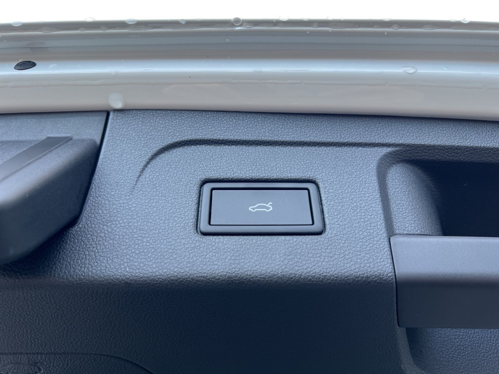 Touran R-Line 1.5 TSI DSG LED*ACC*DCC*Navi