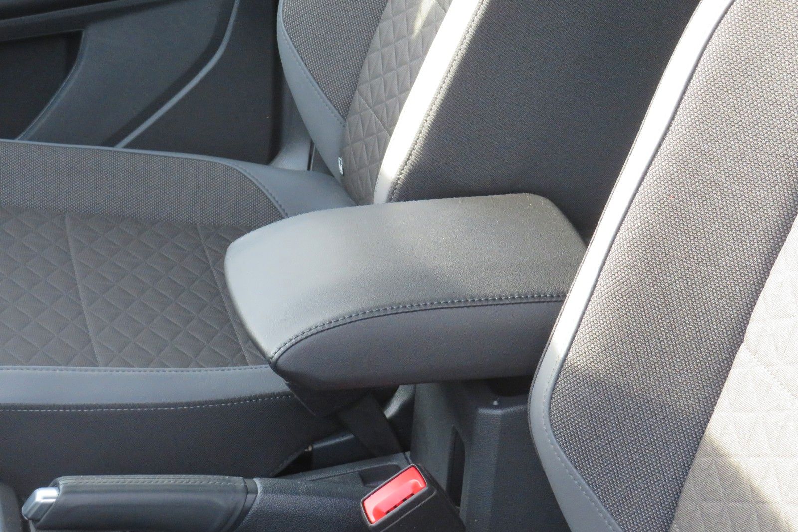 Fahrzeugabbildung Volkswagen T-Cross DSG Highline ACC NAVI KAMERA SITZH. 1Hd