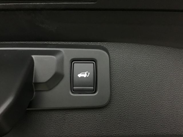 Fahrzeugabbildung Mitsubishi Grandis Intro Edition 1.8Hybrid ACC/Navi/360°Kam