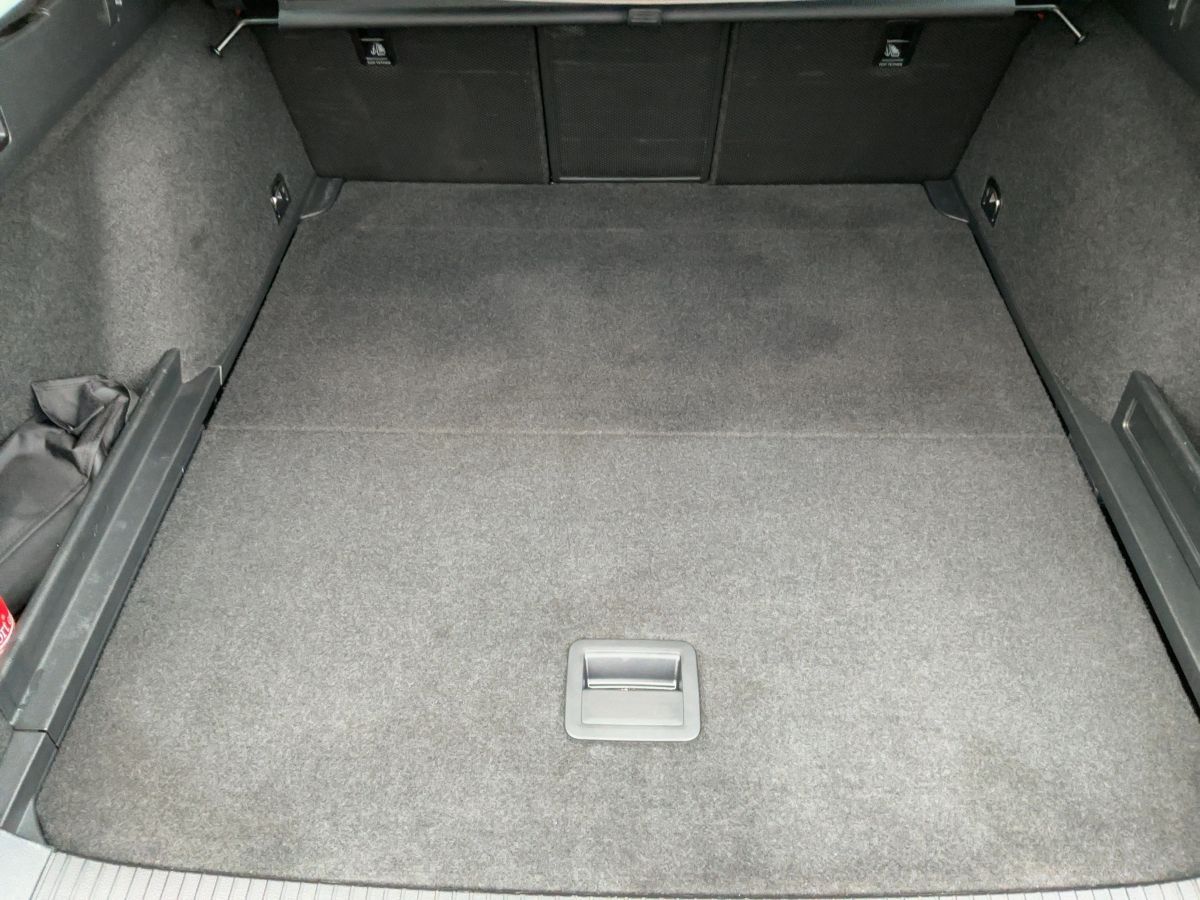 Volkswagen Passat Variant - Bild 14