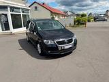 Volkswagen Touran Freestyle EURO5 - Volkswagen Touran aus 2009: Freestyle