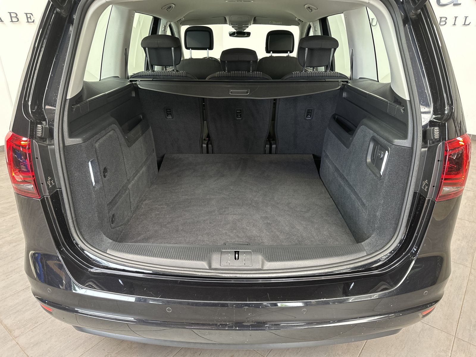 Fahrzeugabbildung SEAT Alhambra 2.0 TDI Ecomotive Style NAV+KAM+CARPLAY
