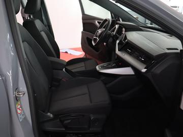 صورة 9 لـ 2024 AUDI Q4 E-TRON