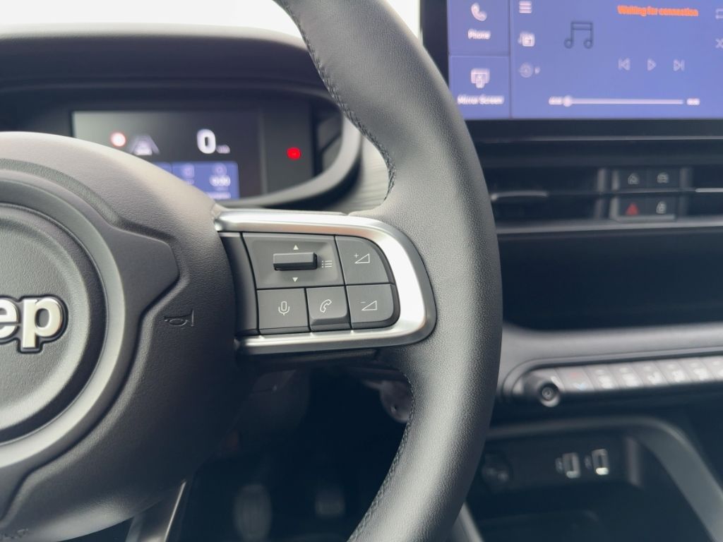 Fahrzeugabbildung Jeep Avenger WINTERPAKET TEMPOMAT EPH HINTEN